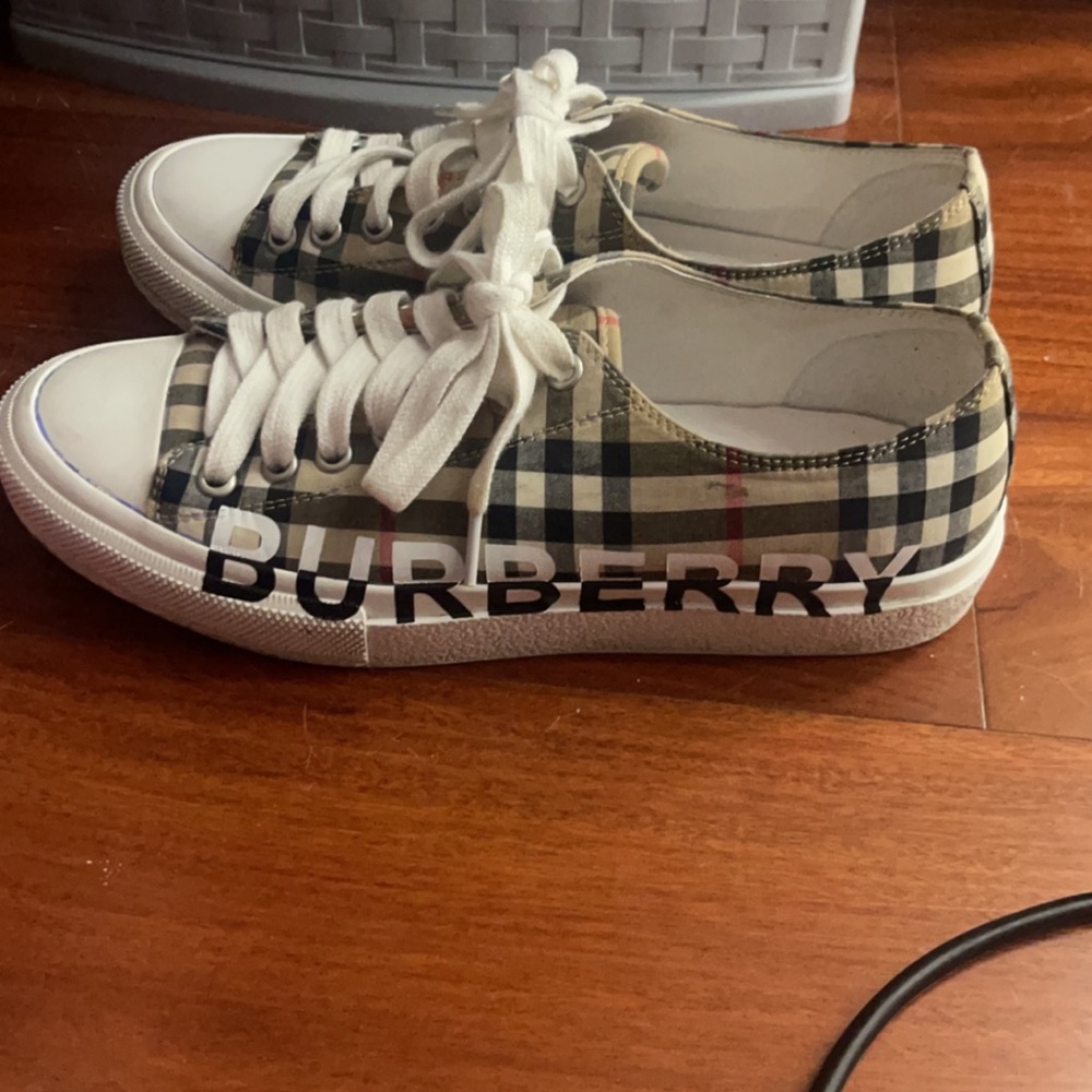 COPY - burberry shoes